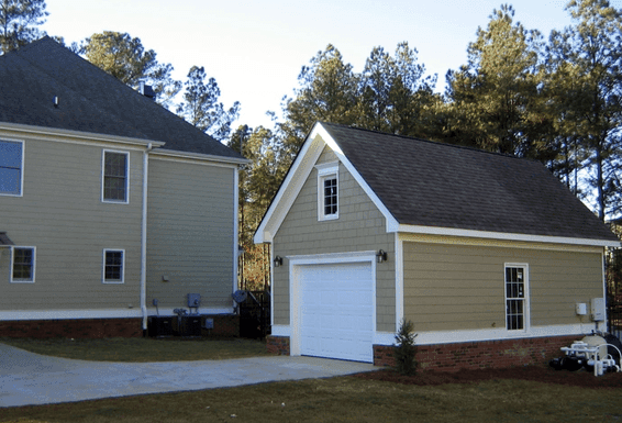 Single car garage built in New Hampshire