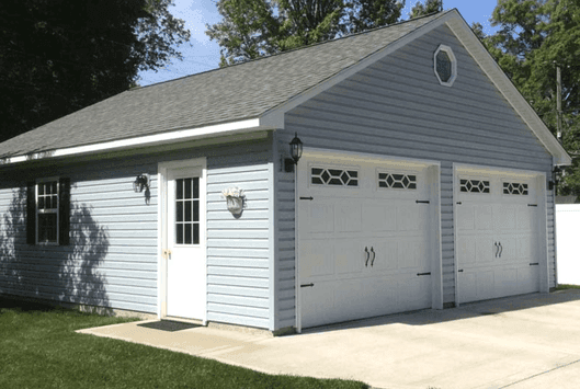 Detached garage built on a New Hampshire property